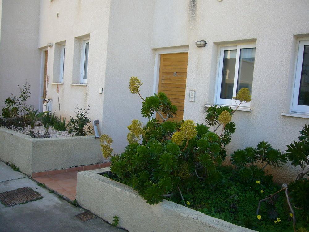 Blue Oasis Gardens Appartement Limasol Buitenkant foto