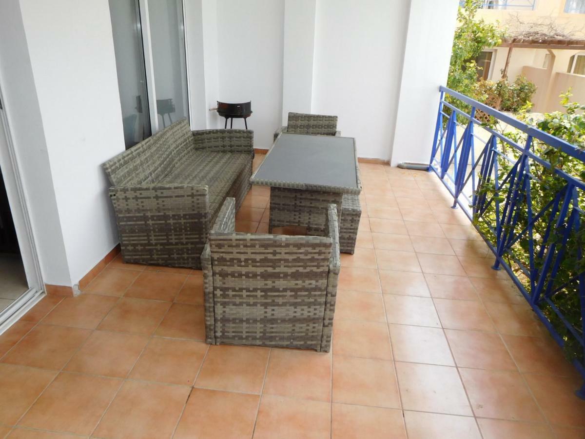 Blue Oasis Gardens Appartement Limasol Buitenkant foto