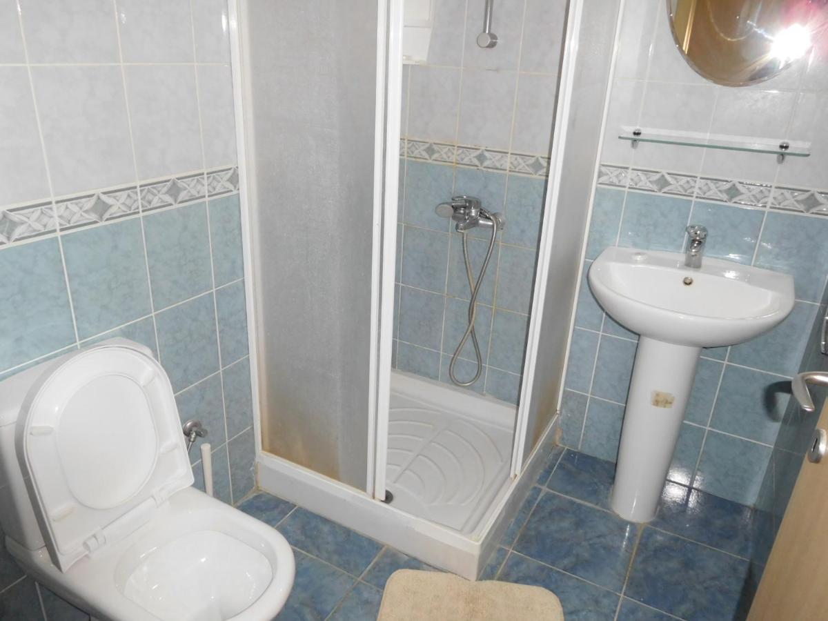 Blue Oasis Gardens Appartement Limasol Buitenkant foto